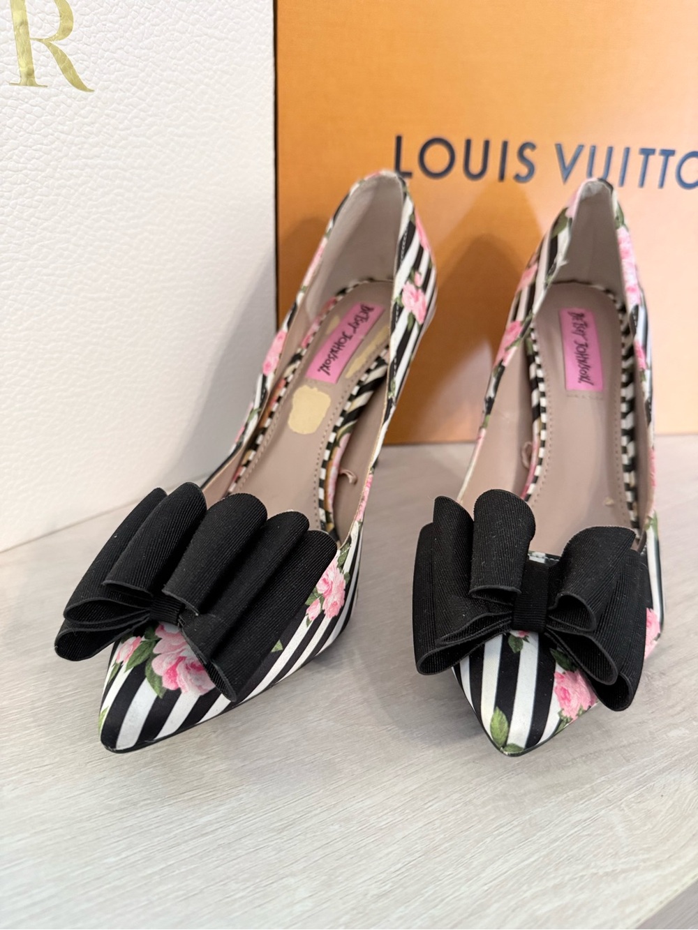 Betsey Johnson Black-Striped Floral Pointed Toe Heels with Bow - Picture 3 of 4